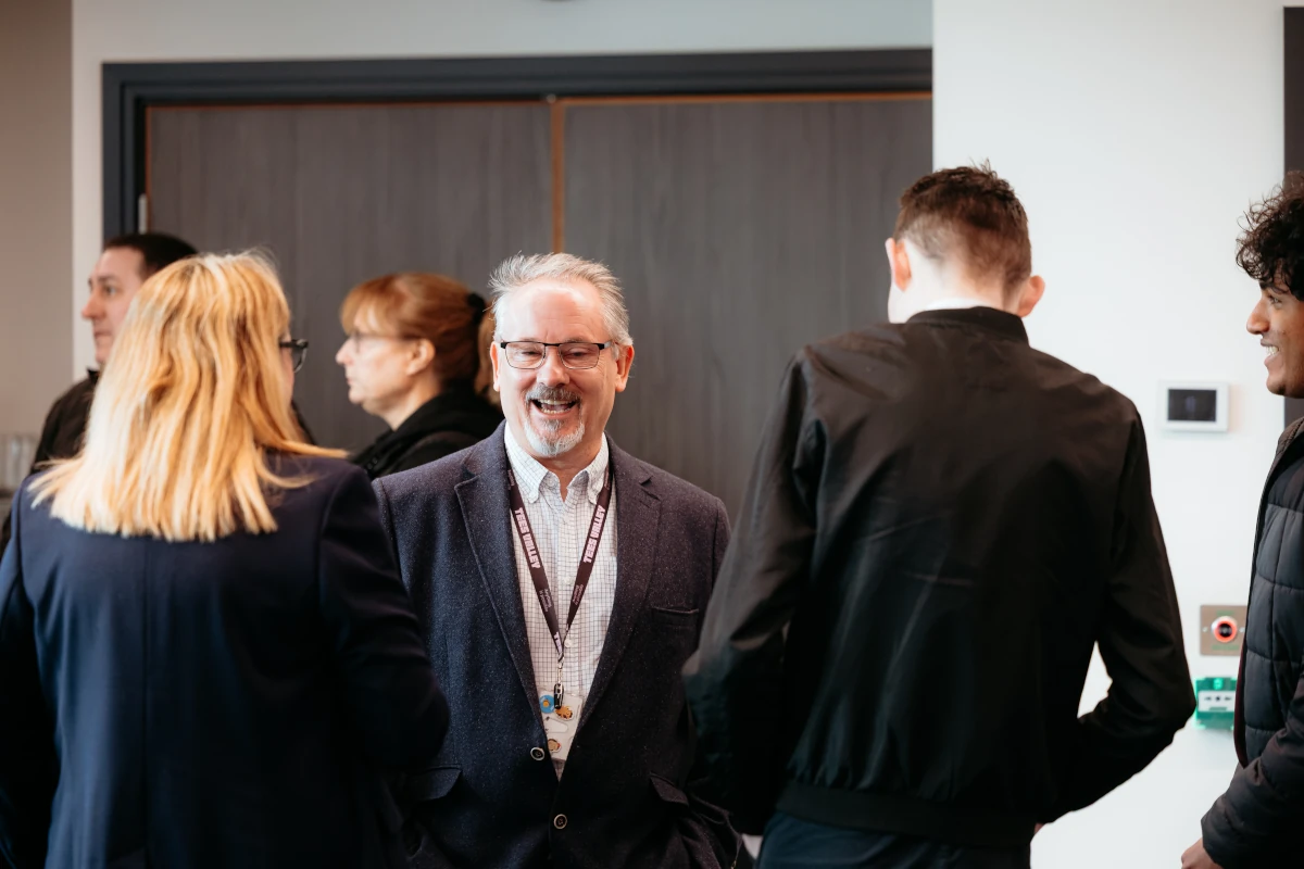 Winnie Howes, Michael Allan, Vaina Lumbiwa, Micheal Carruthers med