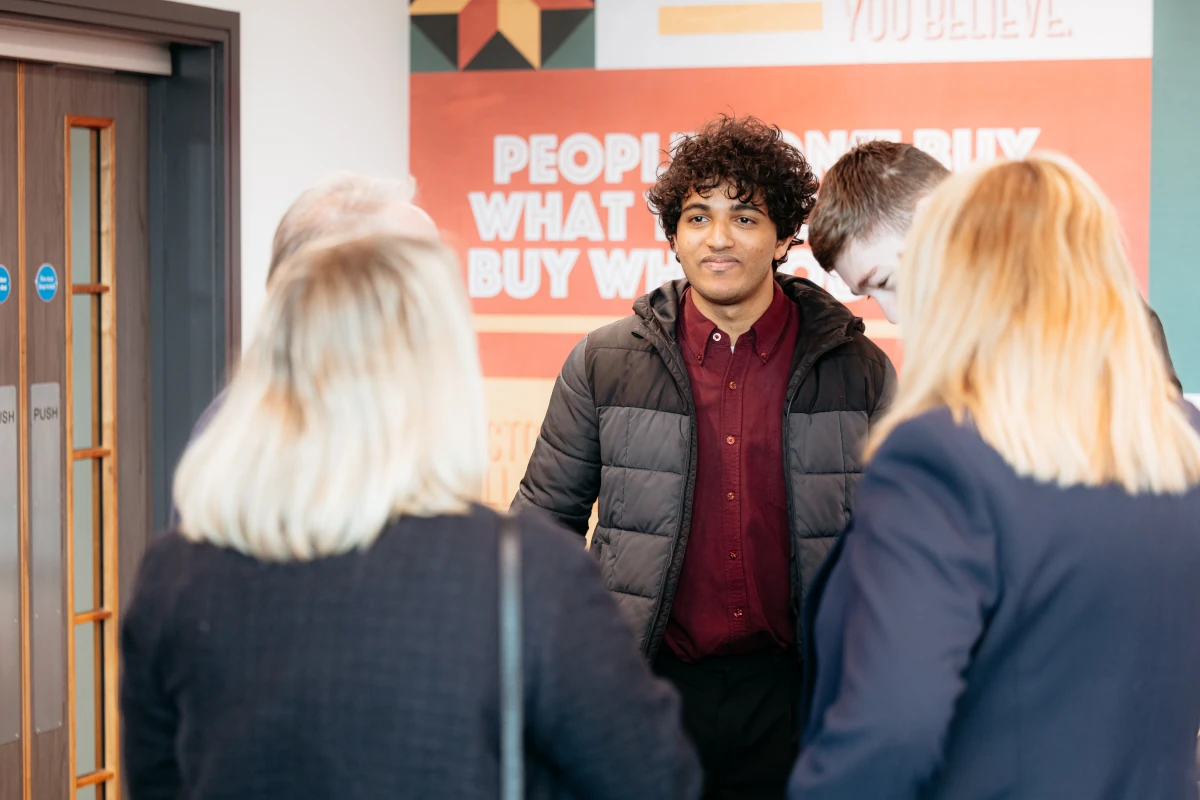 Winnie Howes, Michael Allan, Vaina Lumbiwa, Micheal Carruthers med