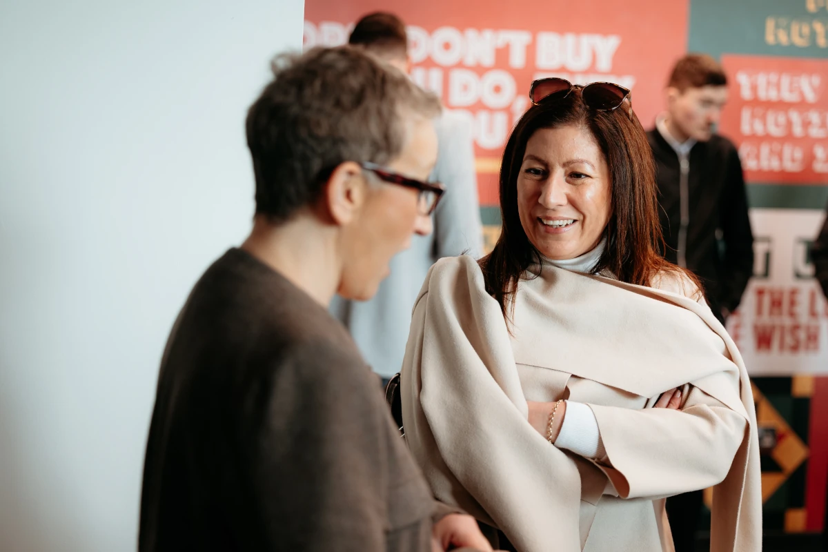 Winnie Howes, Michael Allan, Vaina Lumbiwa, Micheal Carruthers med