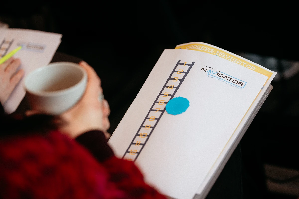 Winnie Howes, Michael Allan, Vaina Lumbiwa, Micheal Carruthers med