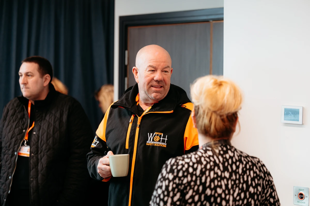 Winnie Howes, Michael Allan, Vaina Lumbiwa, Micheal Carruthers med